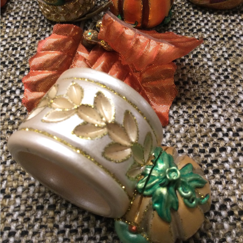 Festive Thanksgiving Napkin Rings Set - Picture 3 of 12